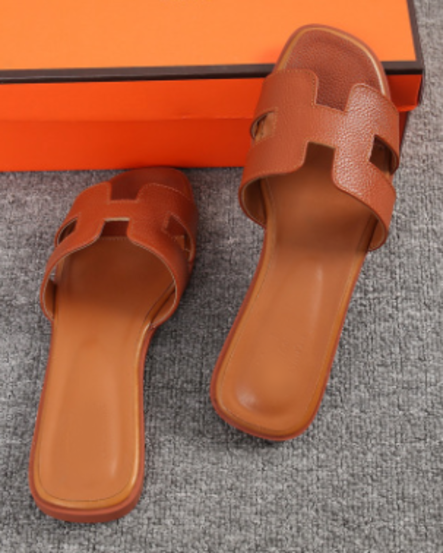 Mel Sandal
