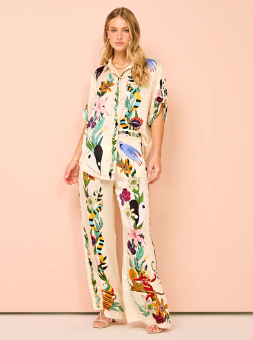 Modisches Set mit Animalprint